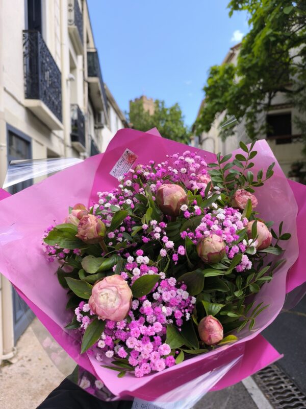 Bouquet pivoine et gypso rose